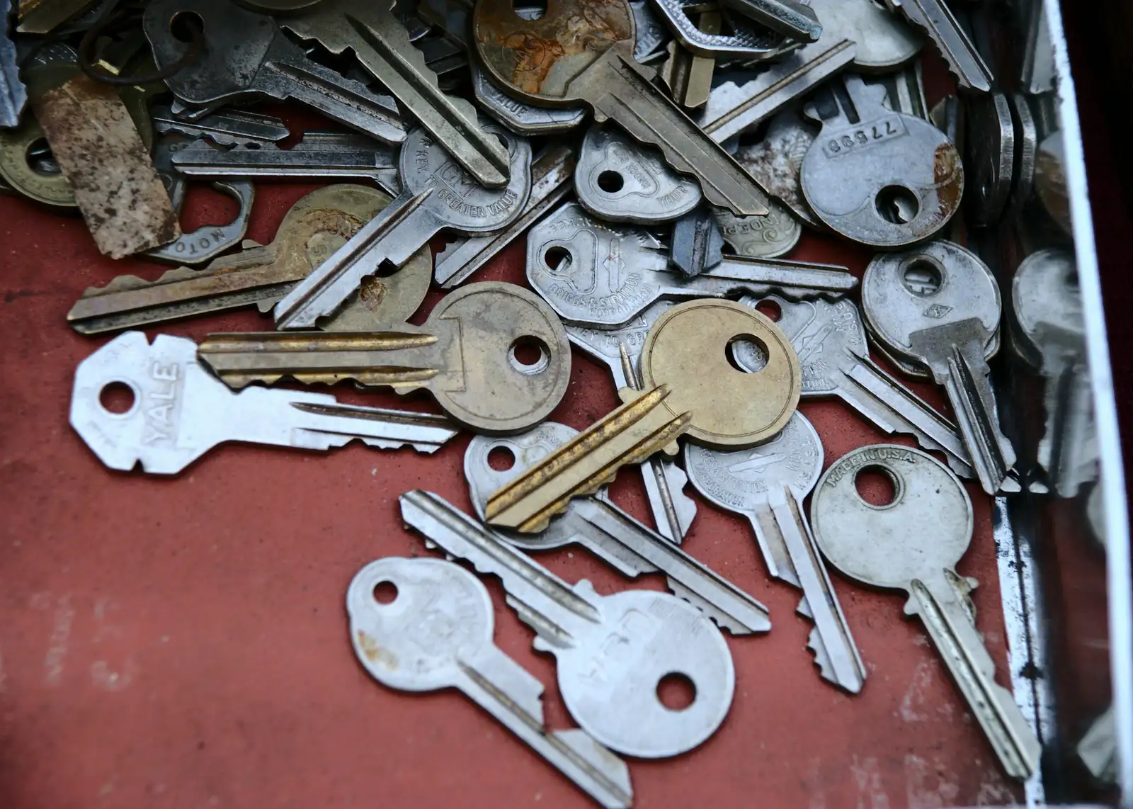 A tray of key blanks